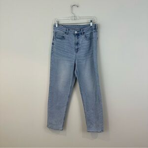 American Eagle Light Wash Mom Straight Jeans Size 10 Women's